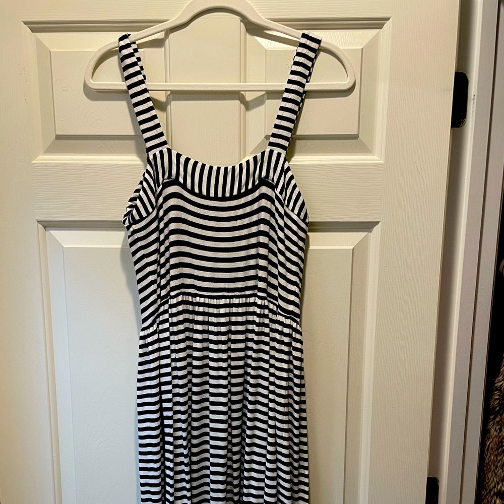 Women’s Loft Navy and White Maxi Dress